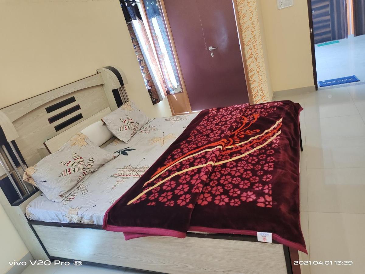 Hotel Purnima Palace Fatehpur  Buitenkant foto